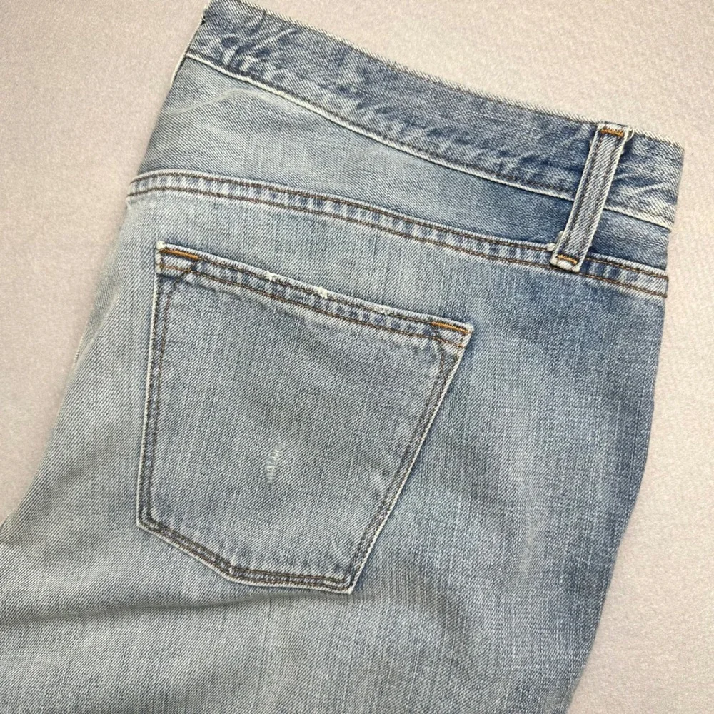 J.Crew Vintage Straight Jeans Mens 32 Light Blue Distressed Ripped Denim